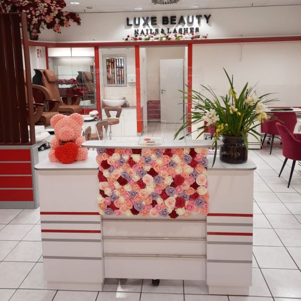 LUXE Beauty im ElbeCenter